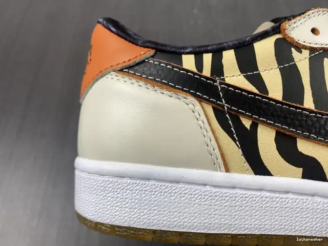 Rep LUCY Jordan Tiger 1 OG Year DH6932-100 Air the Low of 0512